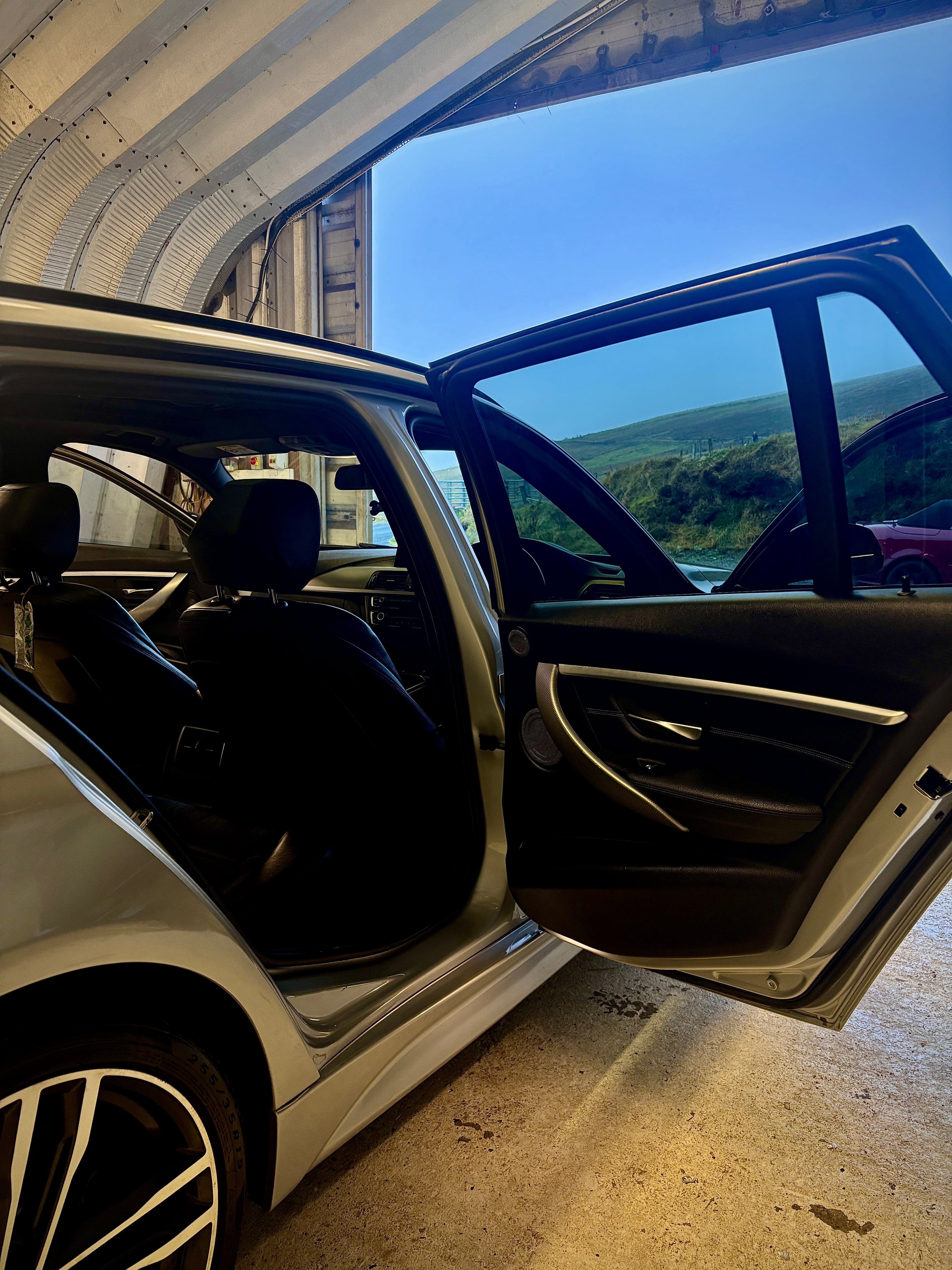 Interior & Exterior Clean